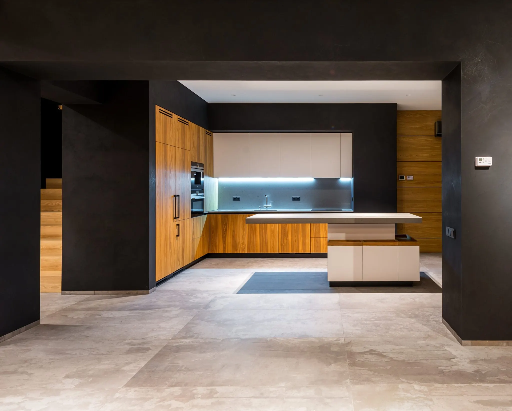 Raw Concrete, Milano